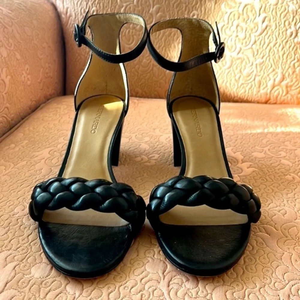 Brand New Bernardo Bethany Sandal Genuine Leather Black Heeled Braided Strap